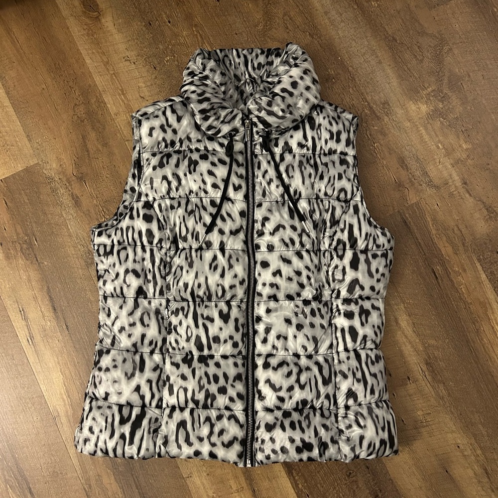 Calvin Klein Puffer Vest size L